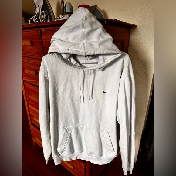 Plain White Nike Hoodie - Picture 1 of 4